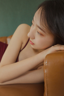 监禁少女电影免费观看完整版